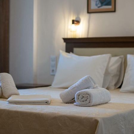 Hotel Stefani 사르티 외부 사진