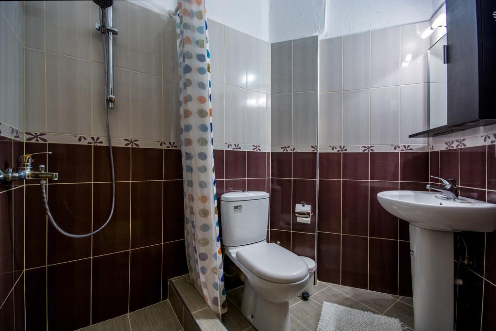 Hotel Stefani 사르티 외부 사진
