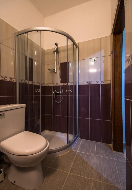 Hotel Stefani 사르티 외부 사진