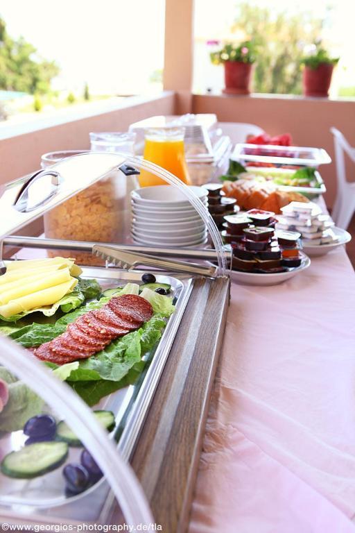 Hotel Stefani 사르티 외부 사진