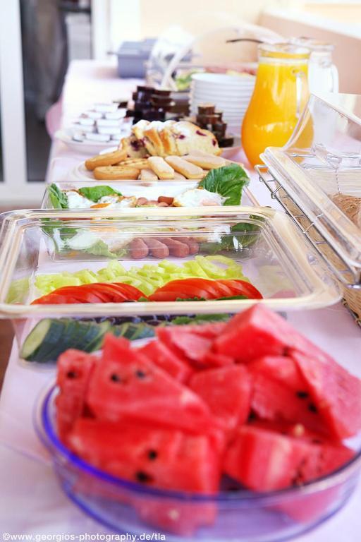 Hotel Stefani 사르티 외부 사진