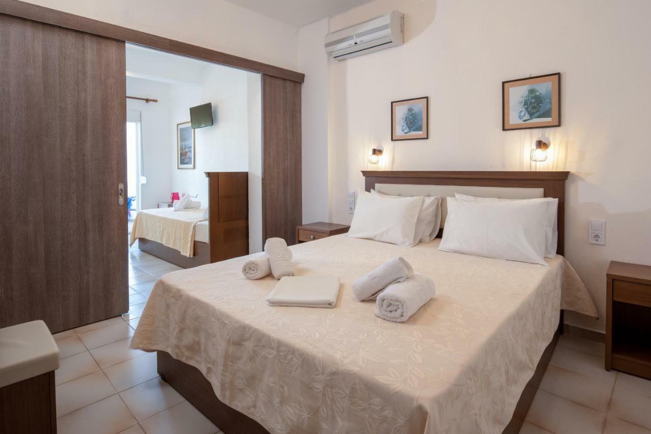 Hotel Stefani 사르티 외부 사진