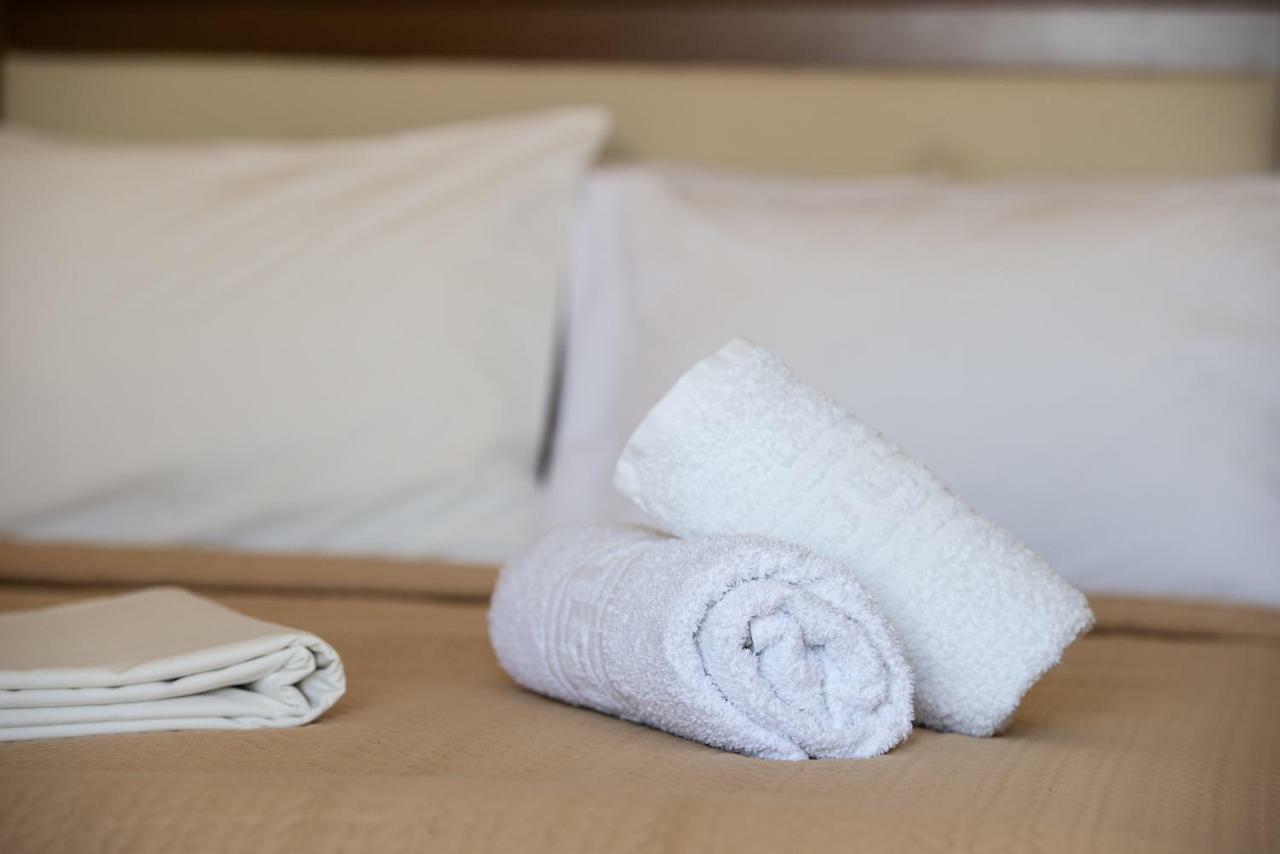 Hotel Stefani 사르티 외부 사진